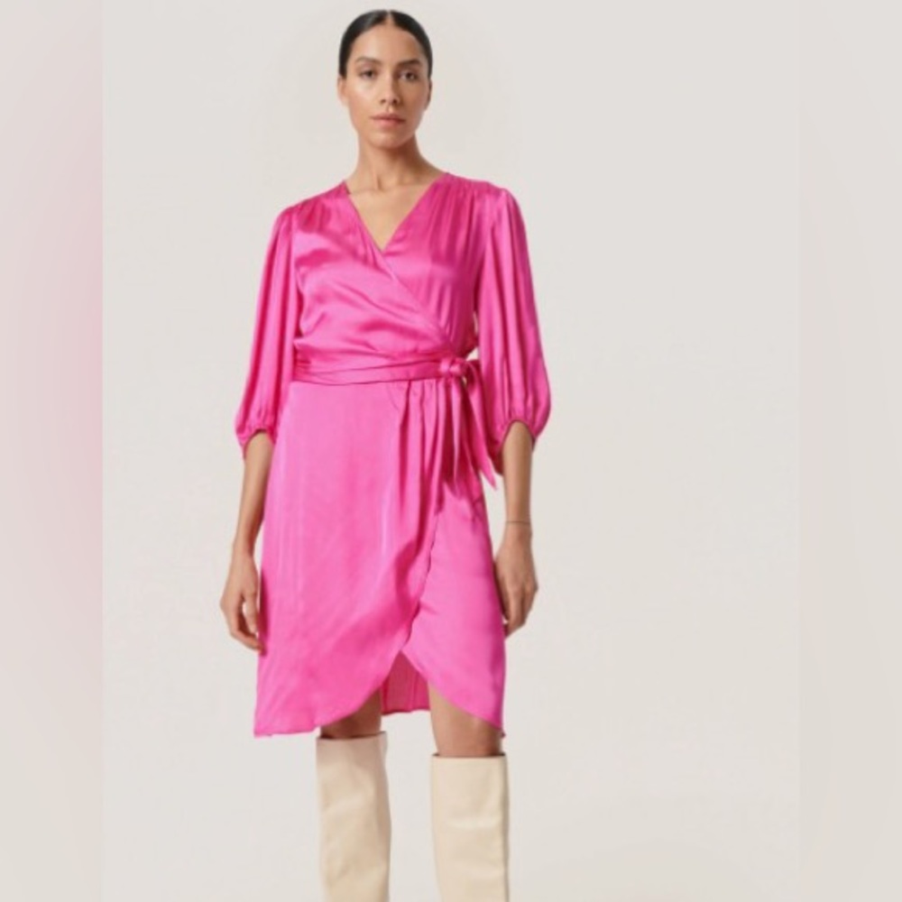 Soaked Sleline Wrap Studio Day Dress L
